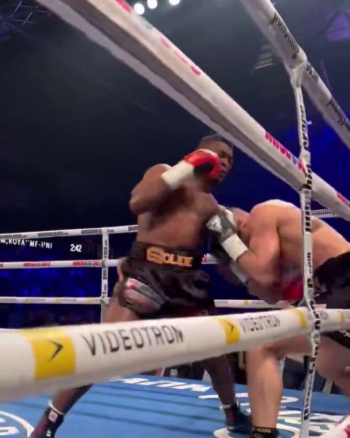 Unbeaten champion wins the fight in 30 seconds with one blow: his next opponent will probably be Ukrainian. Video