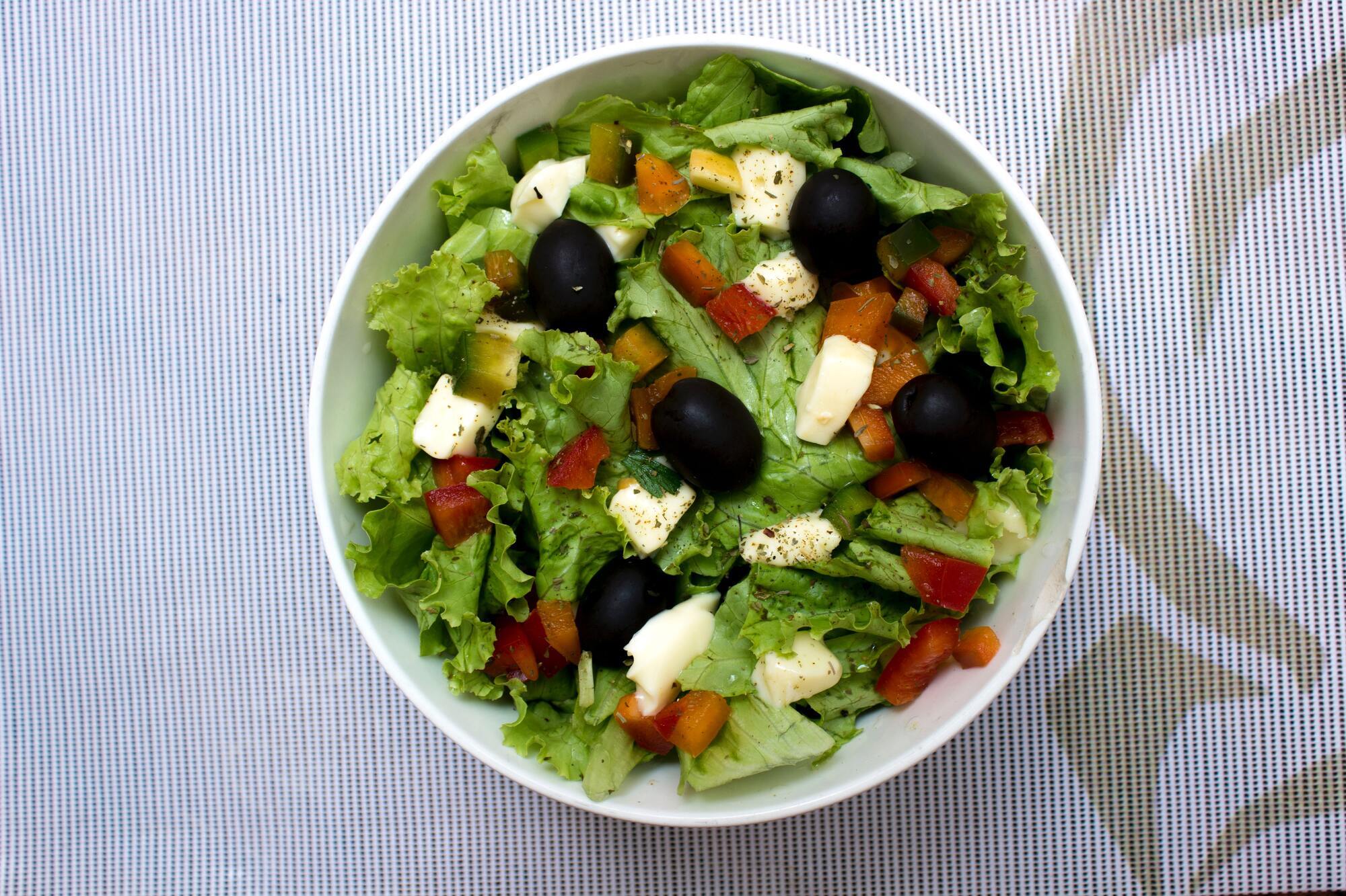 How to make Greek salad in a new way