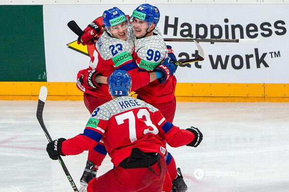 ''The height of cynicism!'' Russia is outraged that the Czech Republic has surpassed Russia in the number of World Cup hockey medals