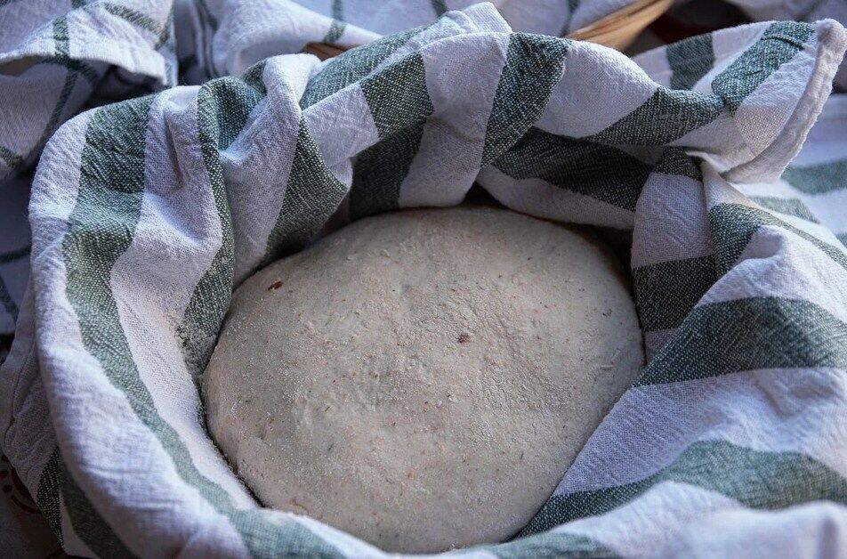 Universal yeast dough in 15 minutes