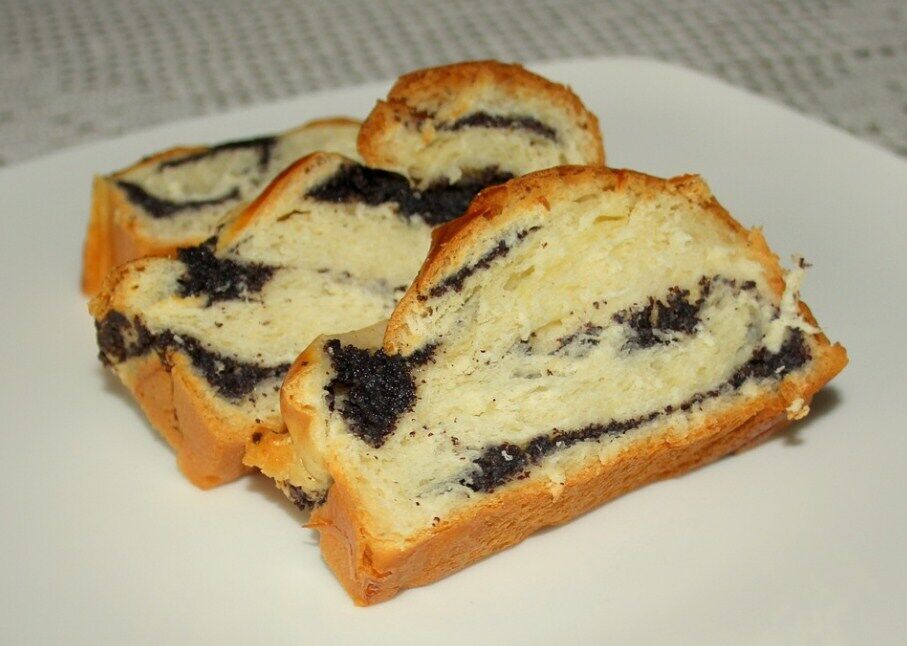 How to make poppy seed roll