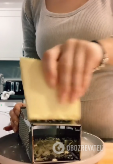 How to use a cheese grater correctly: life hack