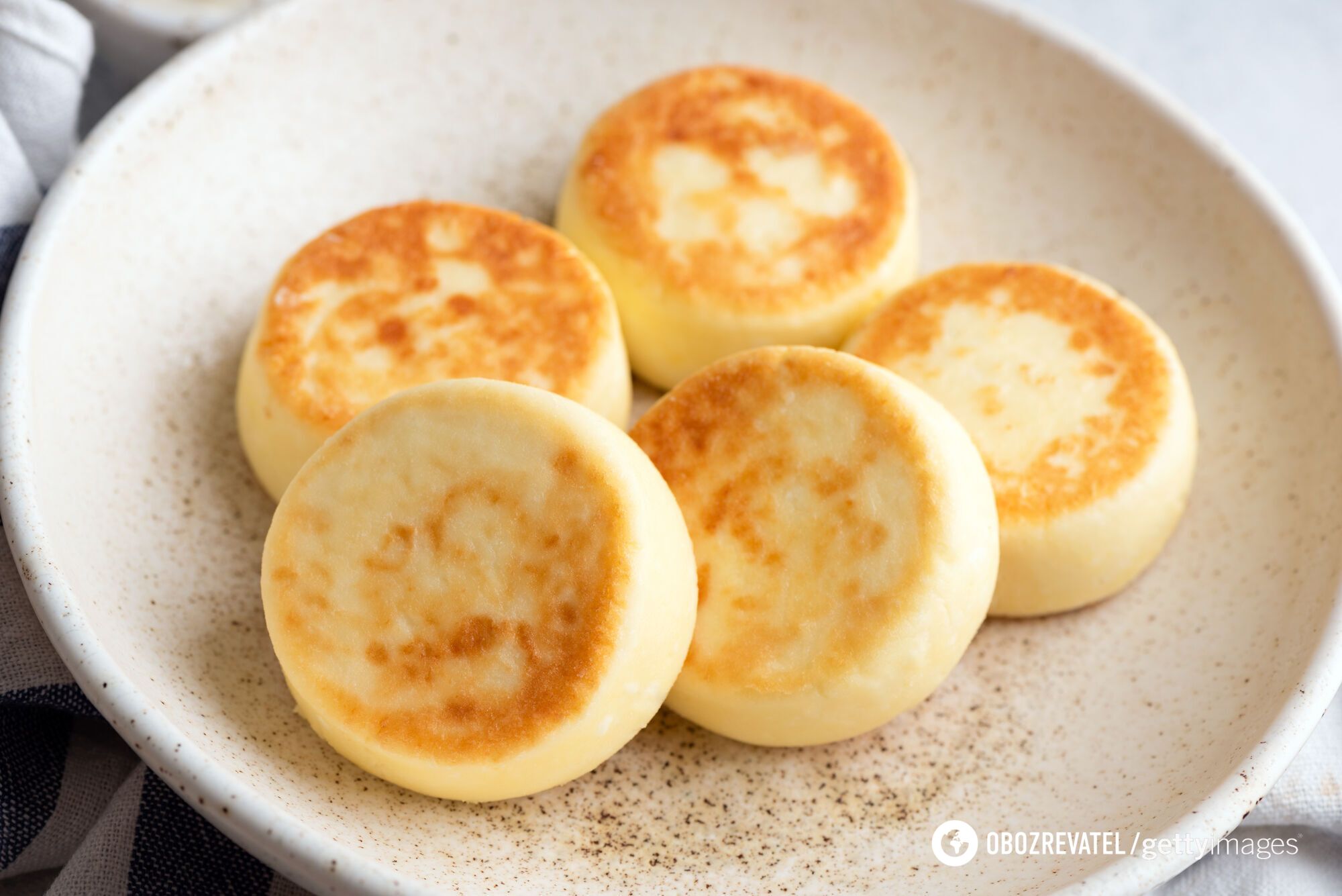 How to fry cheesecakes correctly