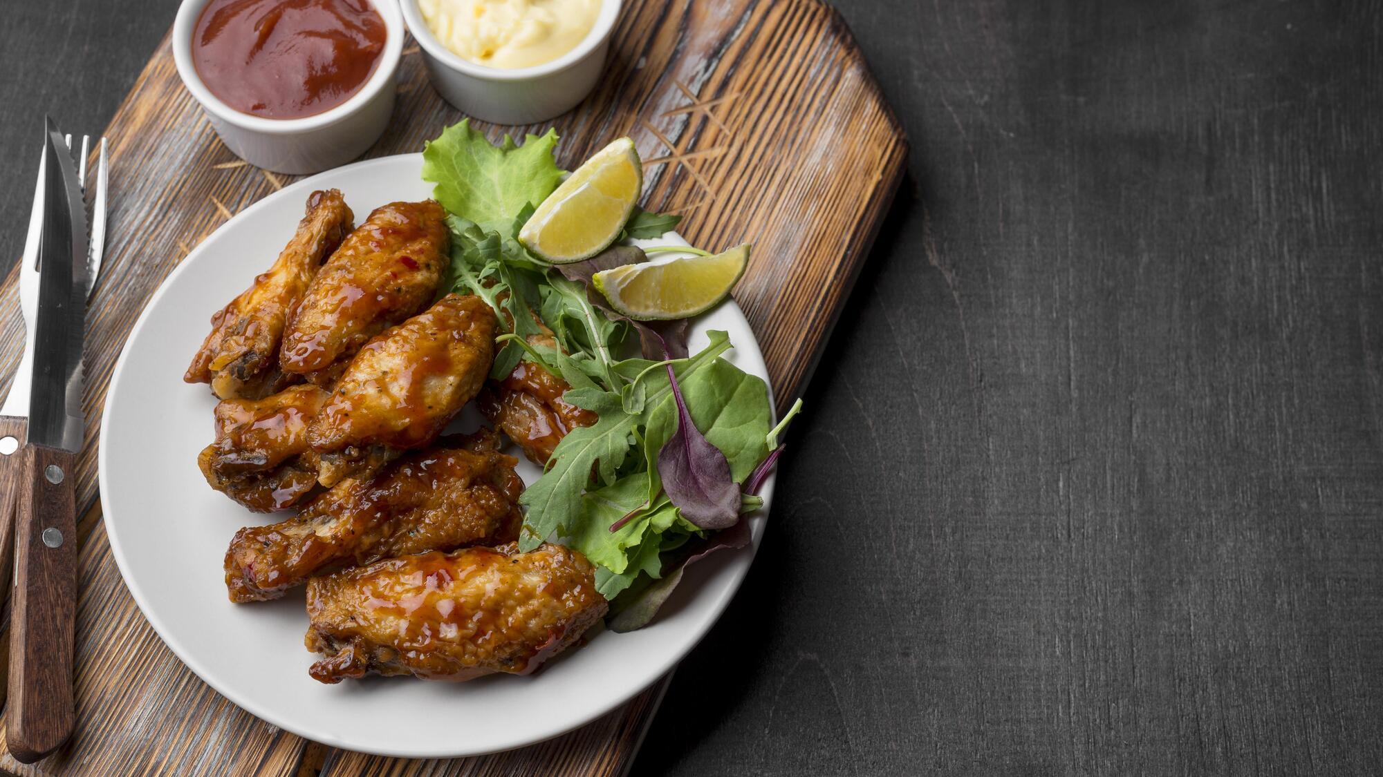 Grilled chicken wings: how to make a glossy glaze