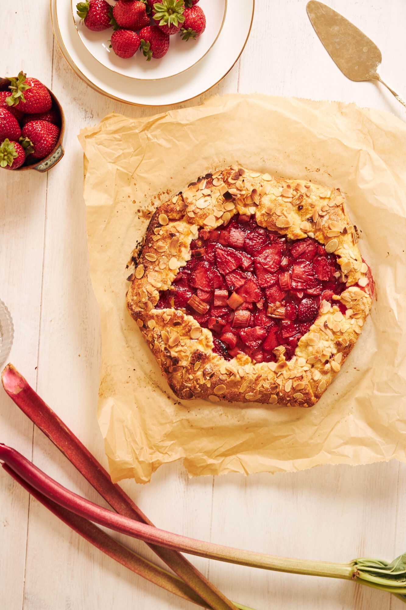 Strawberry galette with cottage cheese: a simple dish with incredible flavor