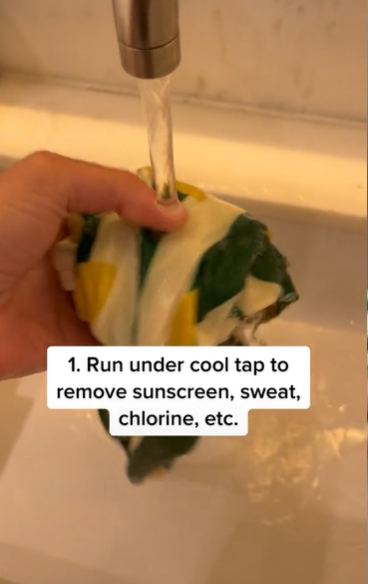 Caroline Solomon explains to her followers how to wash a swimsuit correctly