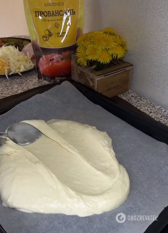 Elementary homemade pizza in five minutes: how to make a simple dough