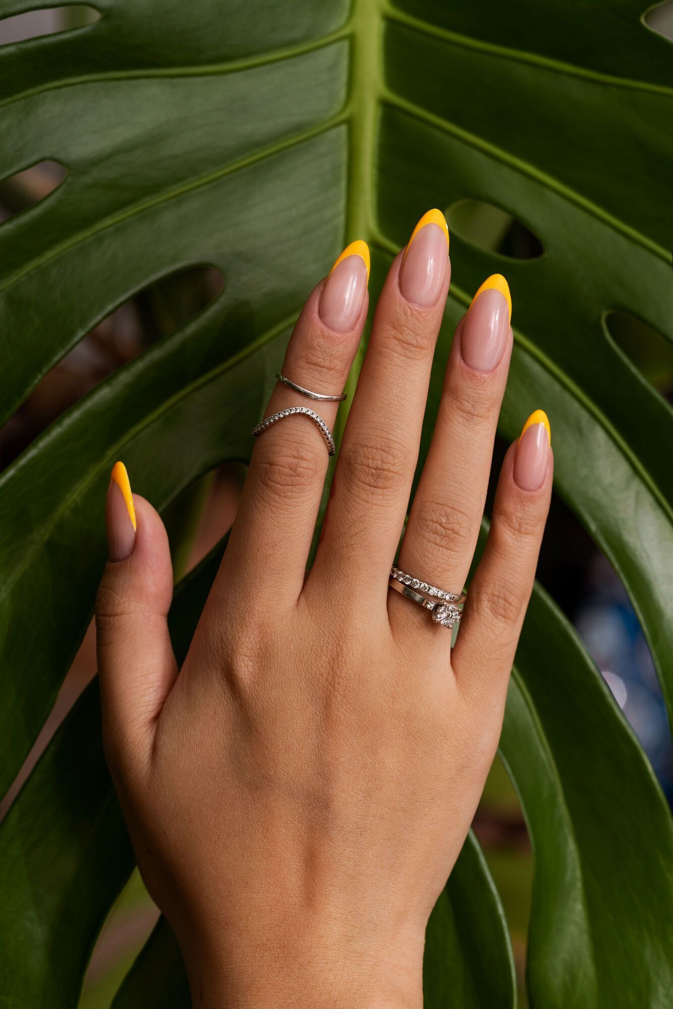 Be in trend! 8 colors for summer manicure that you should try now