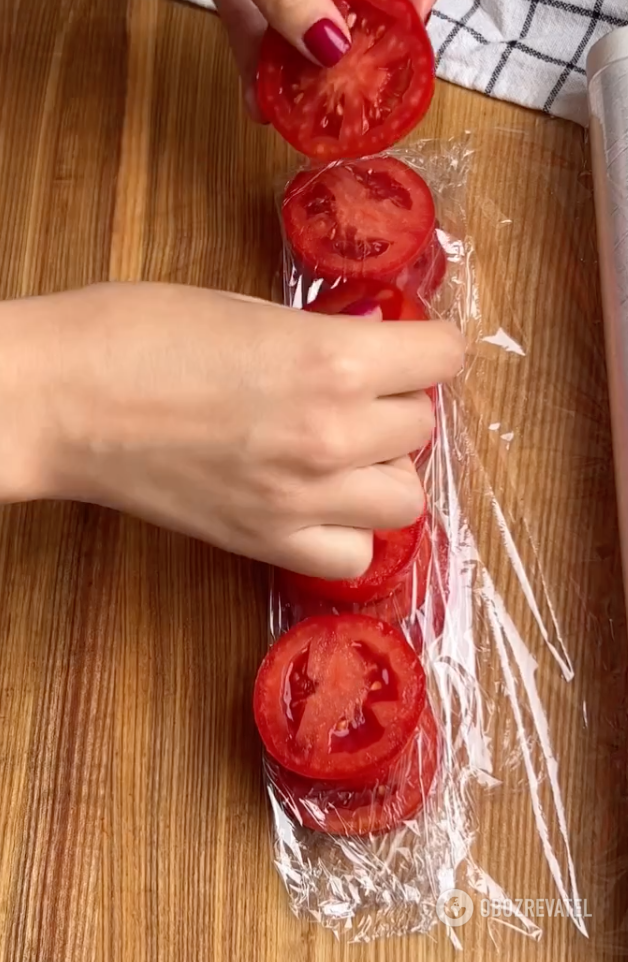What to freeze tomatoes in