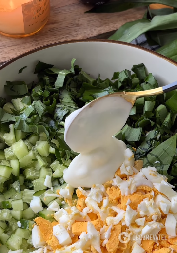 Wild garlic salad: an incredible spring dish that everyone loves
