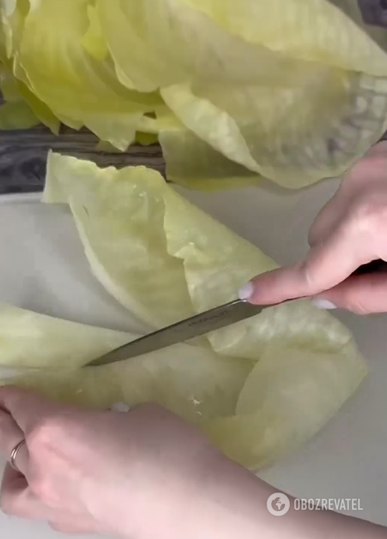 Juicy and lean cabbage rolls in the oven for lunch: how to cook