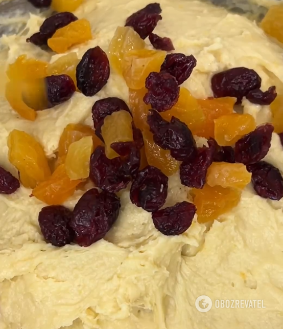 Add dried fruit to the dough