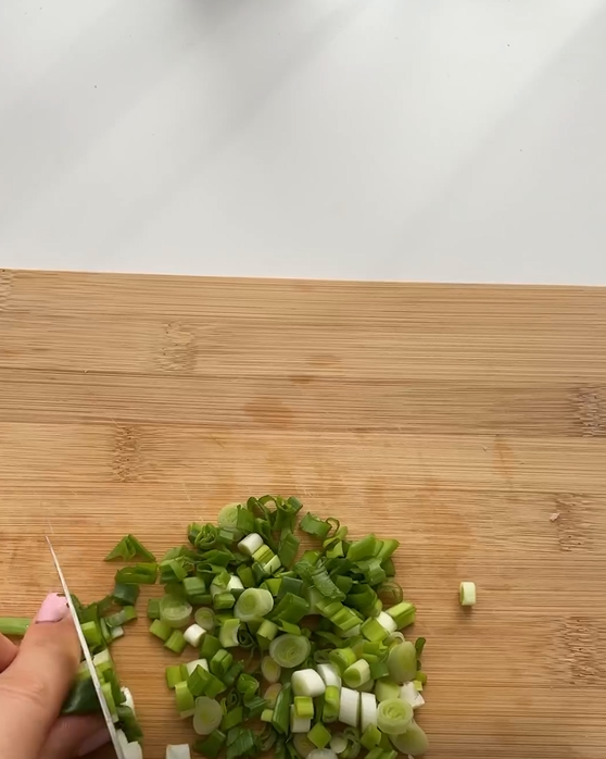 How to cook delicious okroshka with sour cream and ayran: better than kvass or kefir