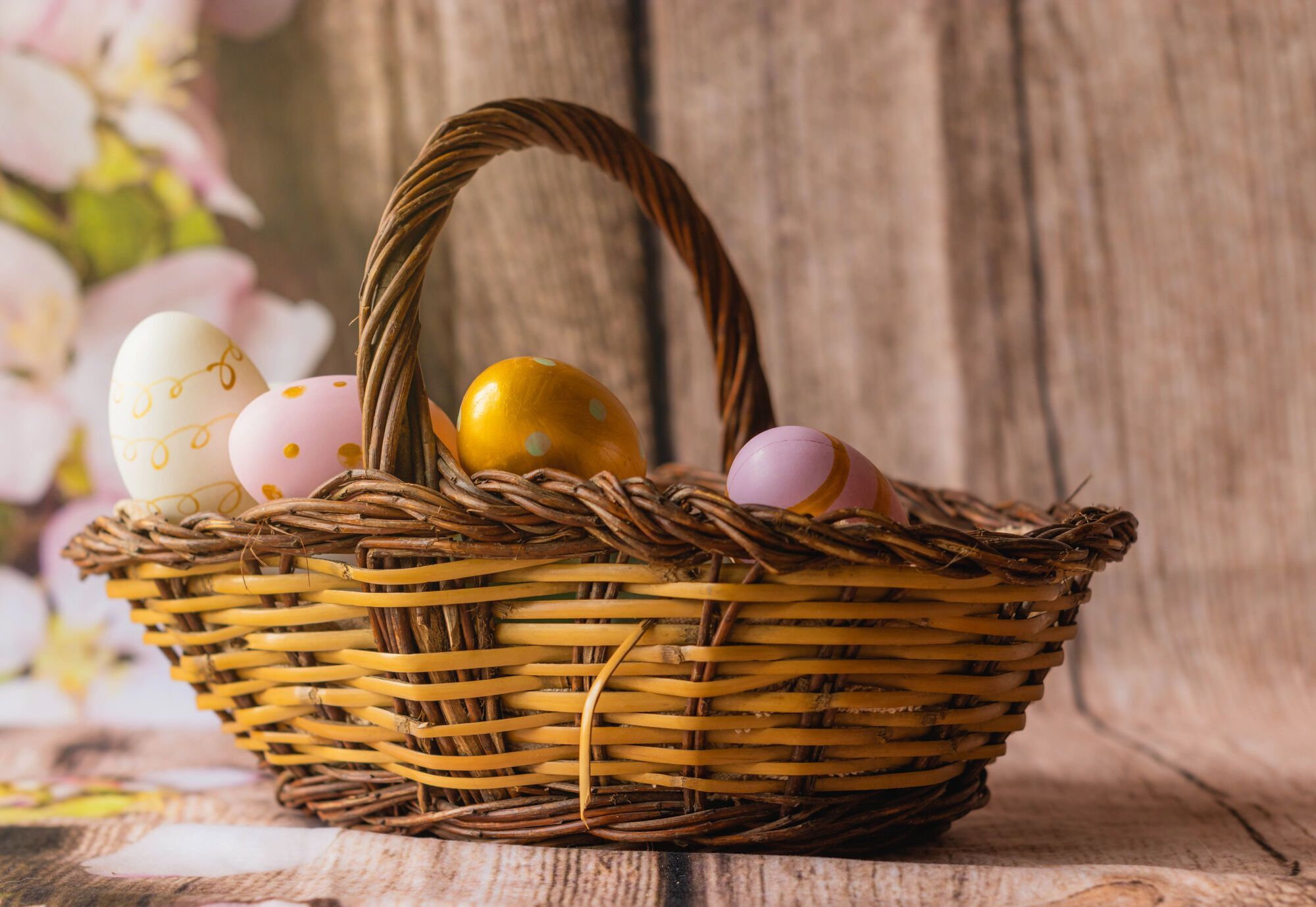 What to eat first on Easter: traditions of the holiday