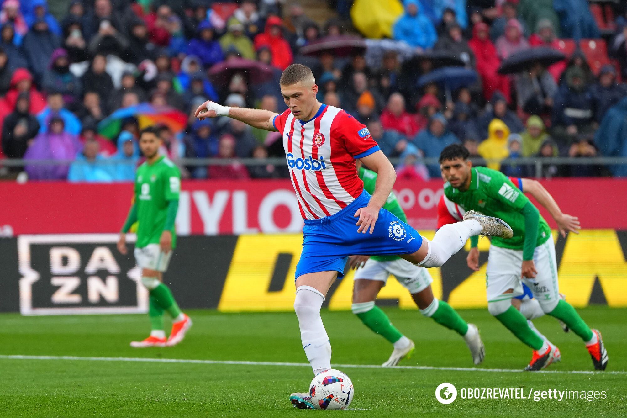 The footballer of the national team of Ukraine scored against Barcelona in the 4th minute of the match in La Liga, repeating the record of the century. Video