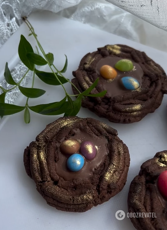 Bird's Nests Easter cookies: made with a garlic press