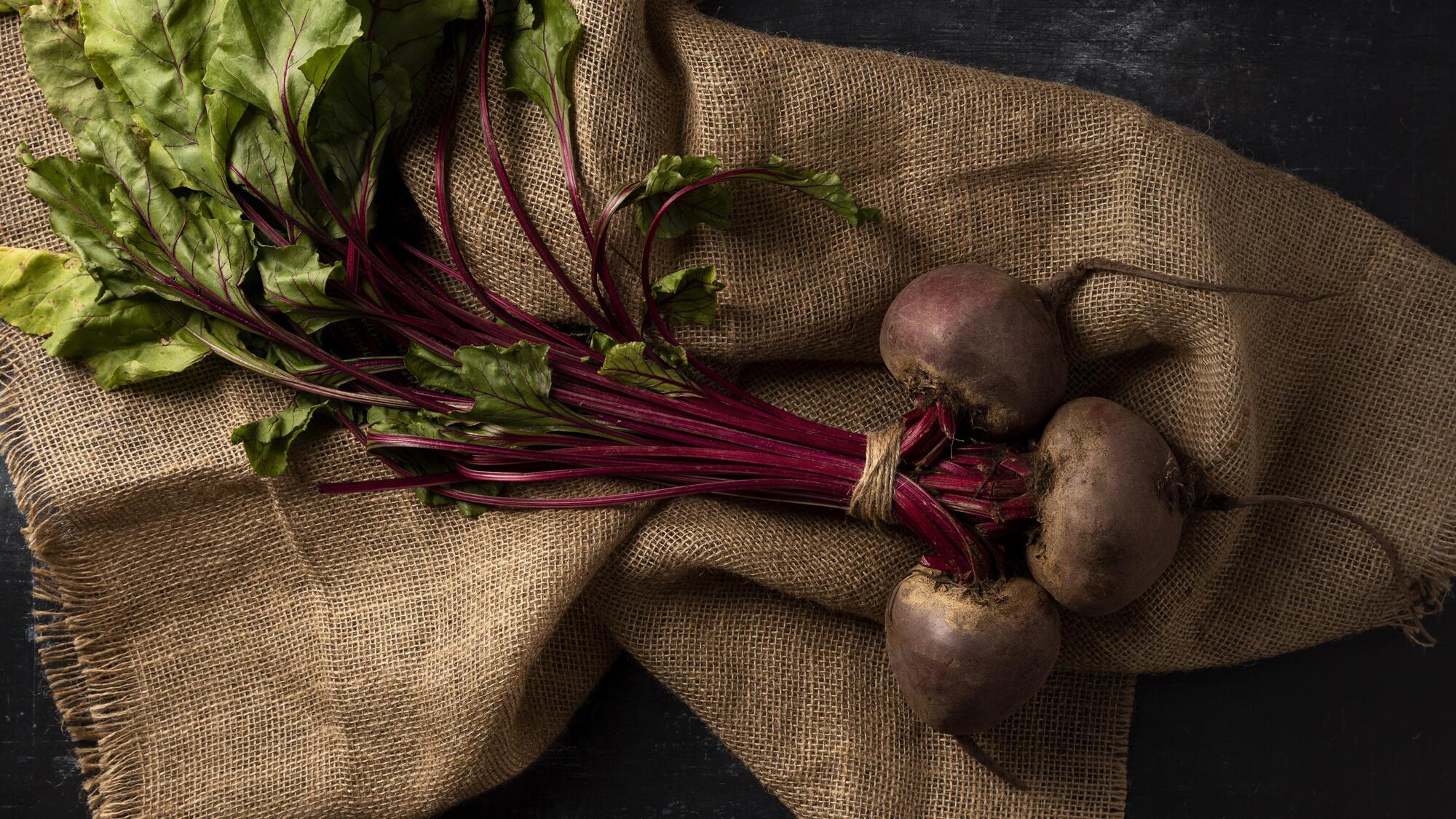 How to fertilize beets to make them as sweet as possible: tips