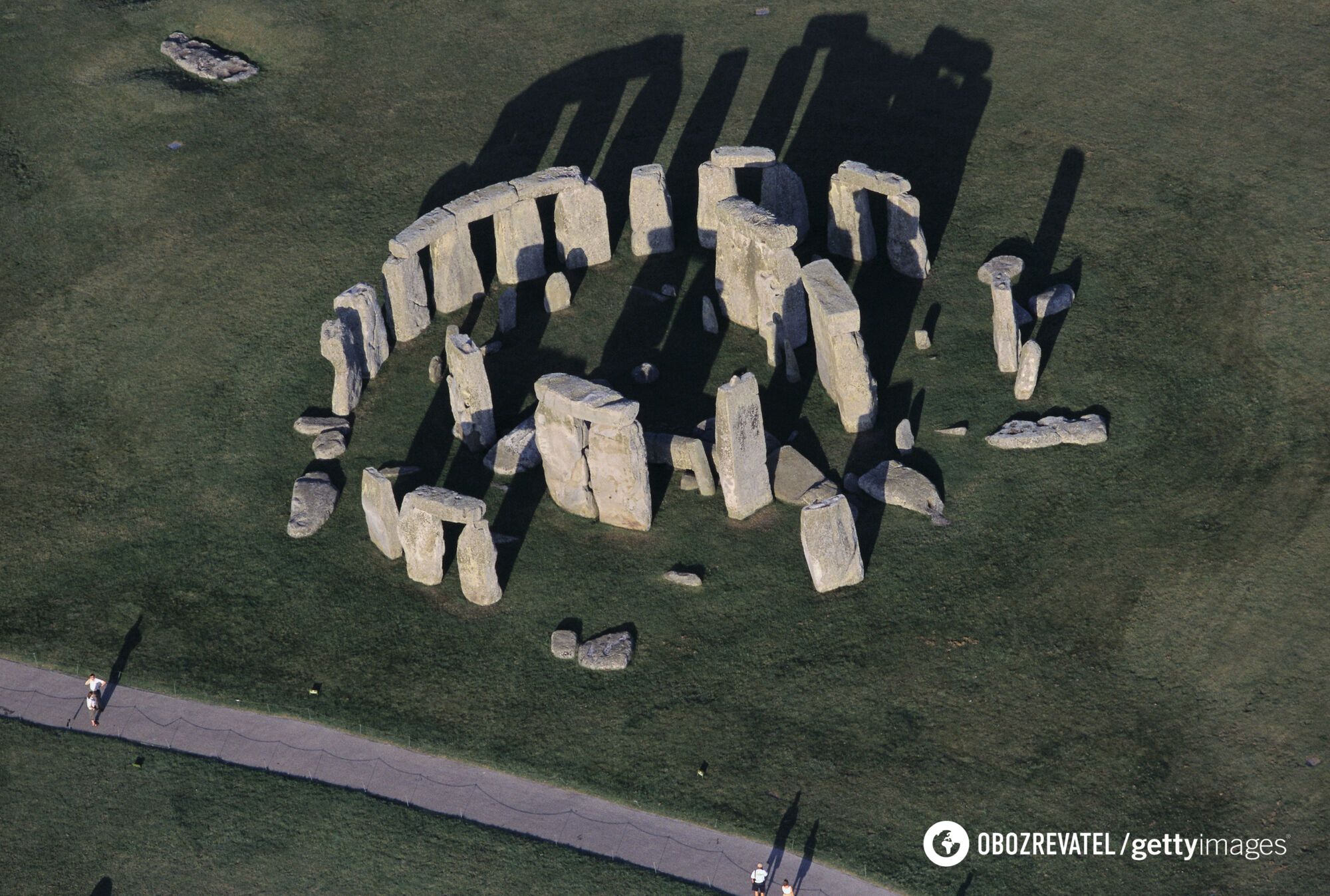 ''Przereklamowana'' wieża Eiffla i ''kupa kamieni'' w Stonehenge: 10 popularnych atrakcji, które nie zachwyciły turystów
