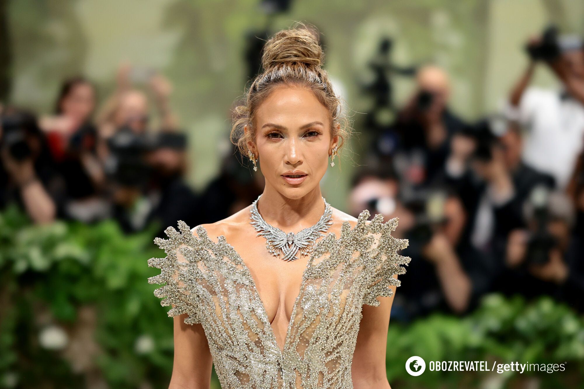 Demi Moore i Jennifer Lopez oszołomiły publiczność na Met Gala 2024: dlaczego sukienki tych gwiazd zapierają dech w piersiach. Zdjęcia
