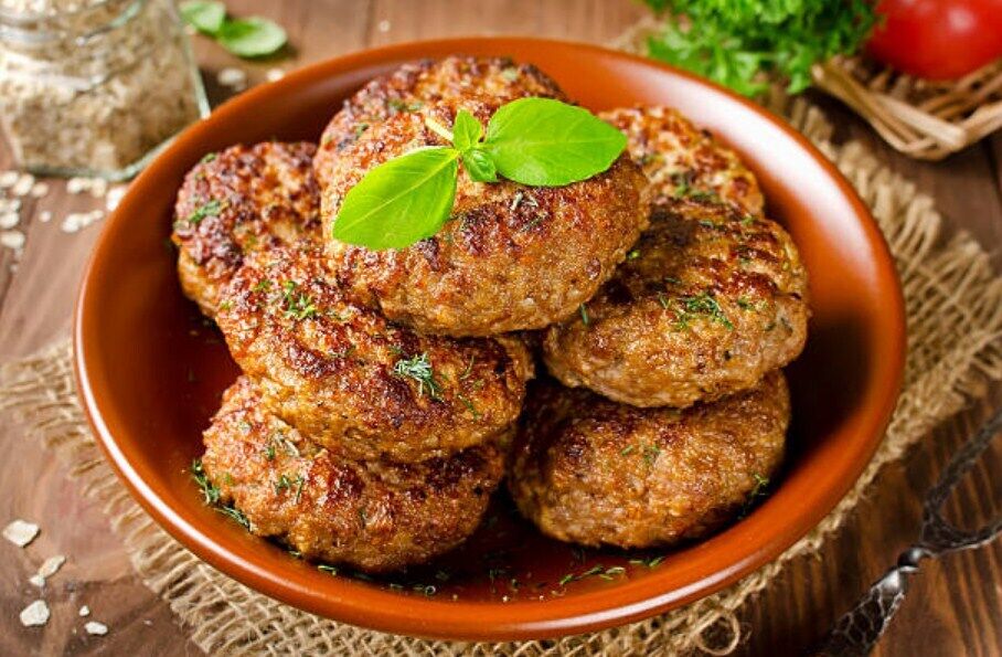 French-style chicken cutlets