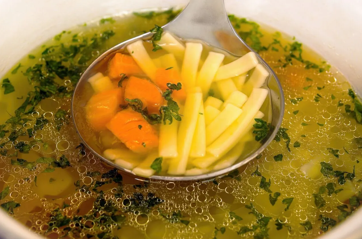 Why the potatoes in the soup are hard and the broth is cloudy: never cook the dish like this
