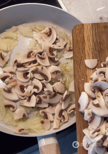 Classic julienne with chicken and mushrooms: can be served as an appetizer or an independent dish