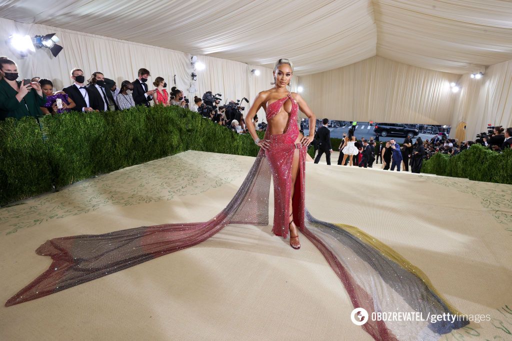 10 most spectacular nude dresses in the history of the Met Gala