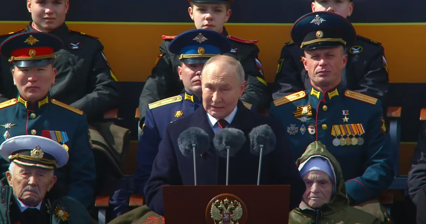 At the parade in Moscow, members of the ''SMO'' from the brigades that committed war crimes in Ukraine were seated next to Putin
