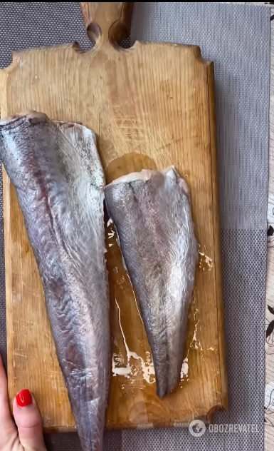 How to bake mackerel and hake deliciously: a universal way