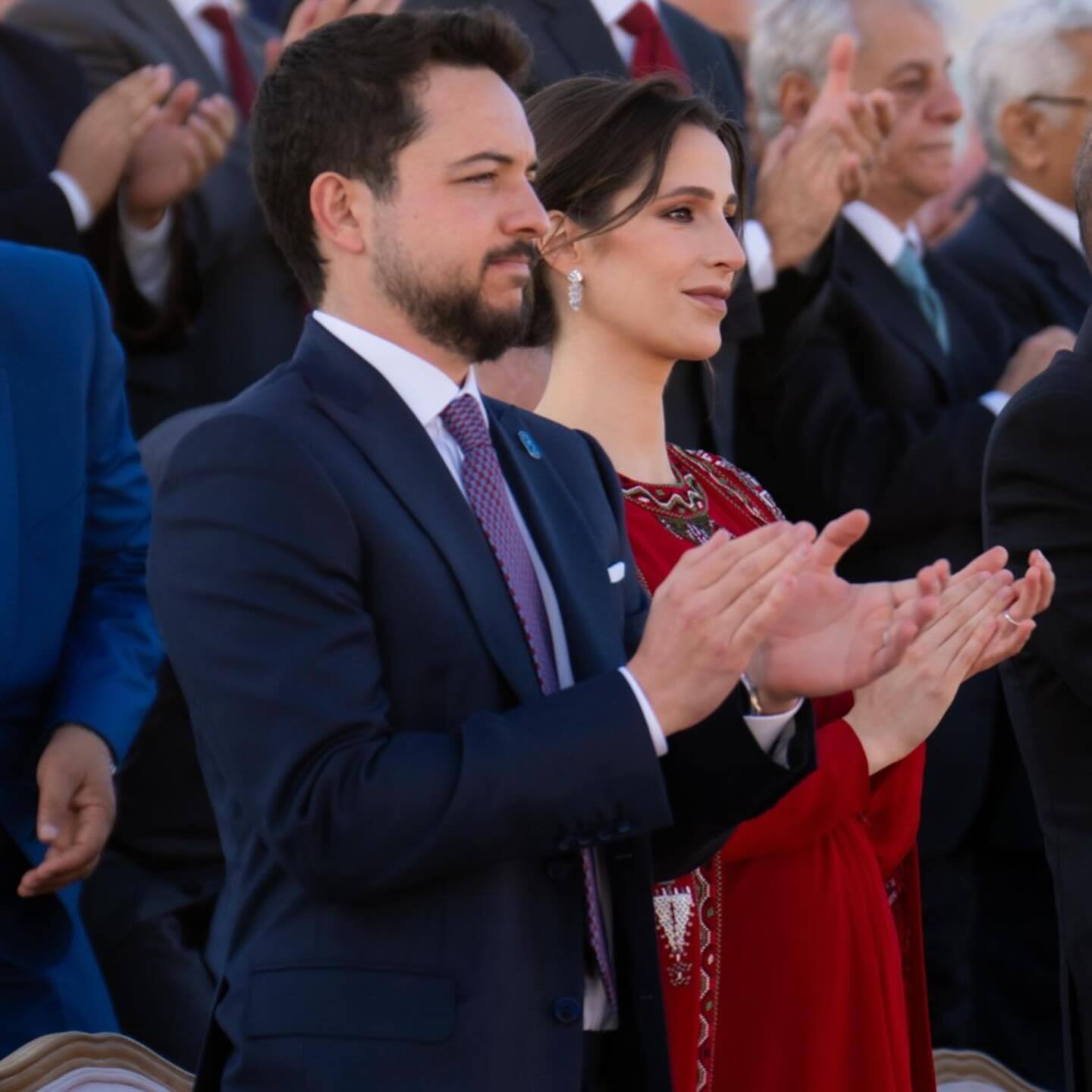 Pregnant Princess Rajwa of Jordan makes a public appearance in her new status for the first time: the stunning red dress was made to order