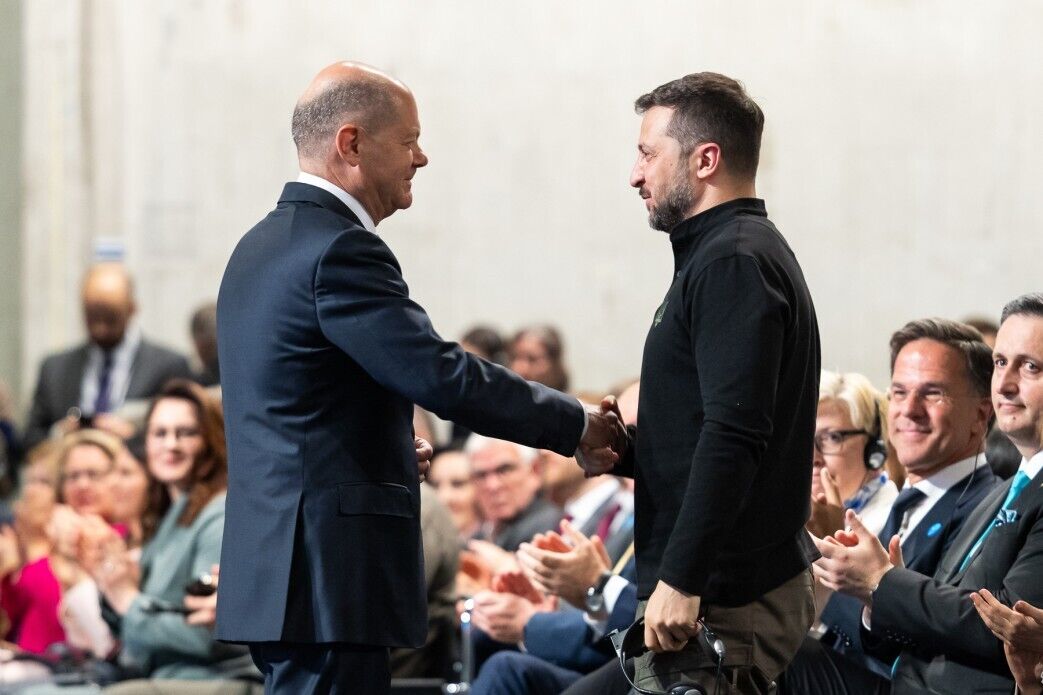 ''Let's rebuild Ukraine!'' Ukraine Recovery Conference takes place in Berlin, Zelenskyy calls for a ''terror blackout'' against Russia. Video