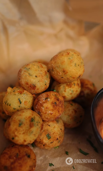 Potato croquettes with parmesan: how to cook an unusual side dish