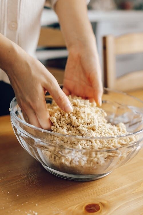 Cottage cheese dough for low-calorie cheesecakes