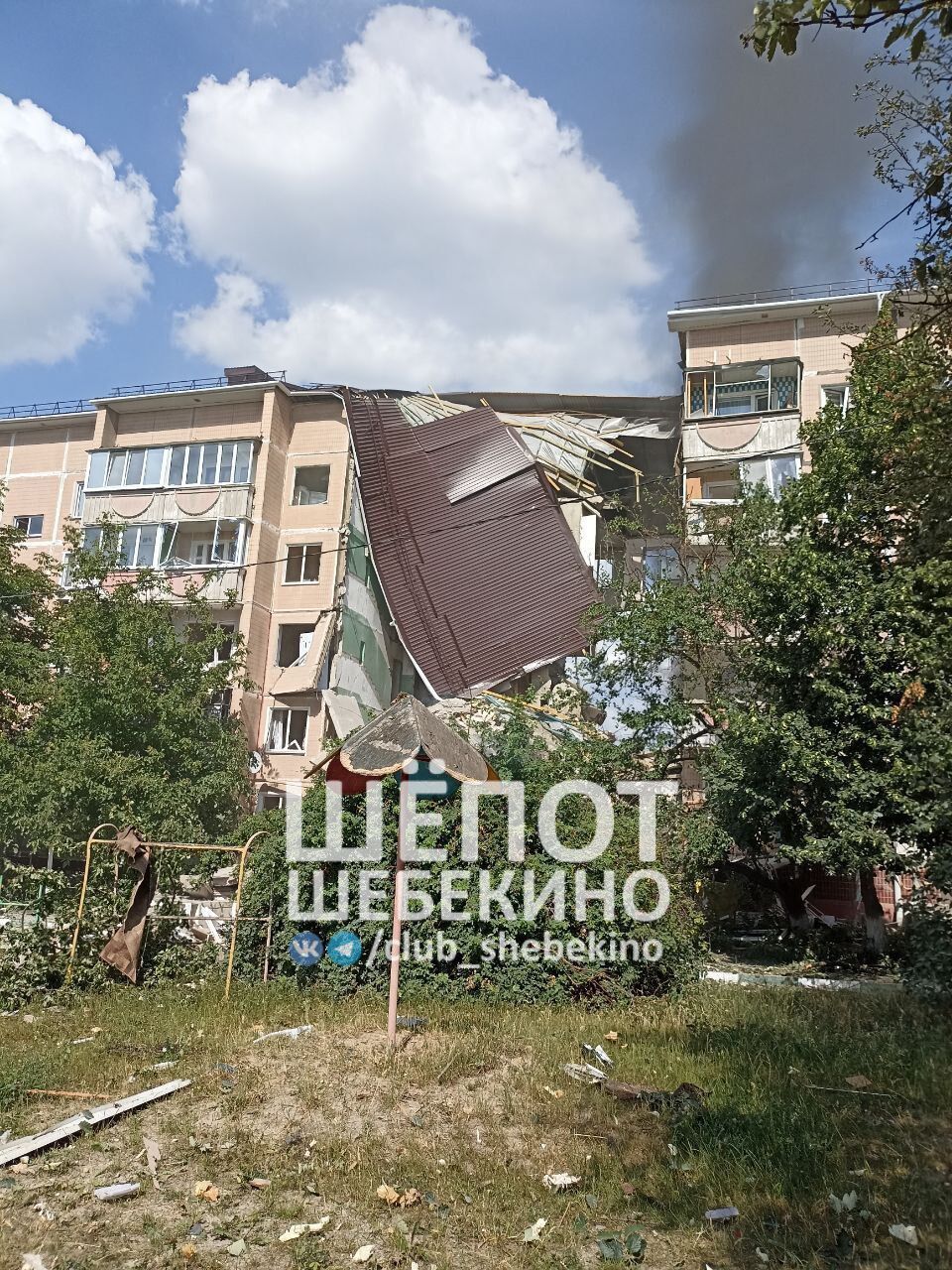 In Shebekino, an explosion damaged the entrance of a multi-storey building: the Russian Federation complained of ''shelling''. Photos and video