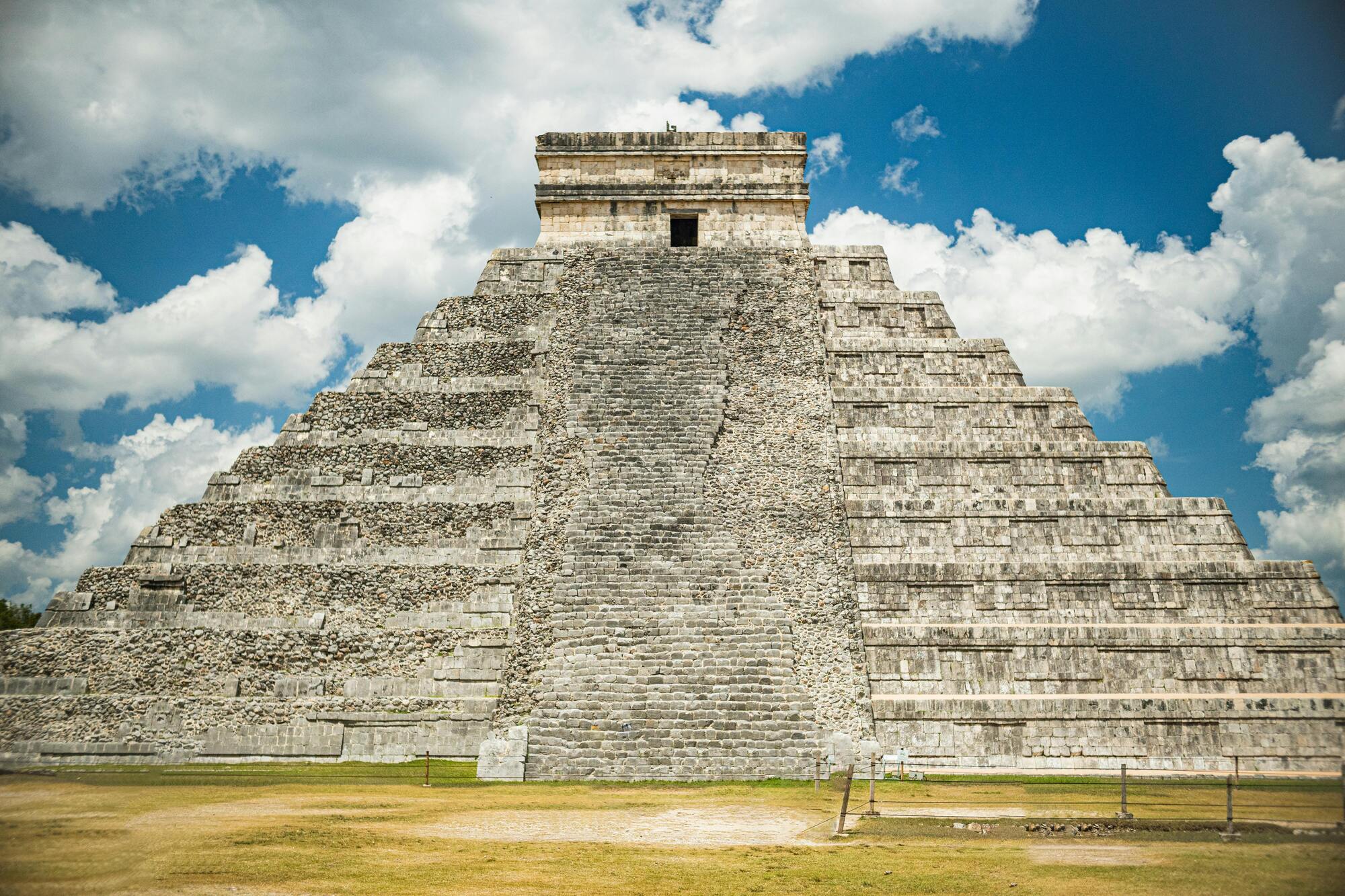 Not only females? Ancient DNA reveals unexpected details of Mayan sacrifices
