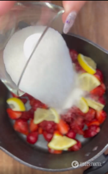 Healthy compote that will save you in the summer heat: what to make