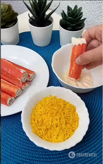 What to stuff crab sticks with: recipe for a simple appetizer