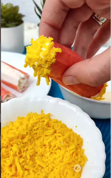 What to stuff crab sticks with: recipe for a simple appetizer