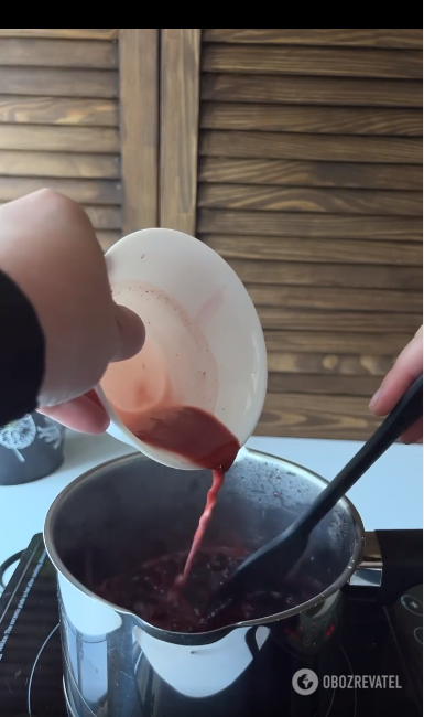 Spicy cherry sauce for meat: how to make at home