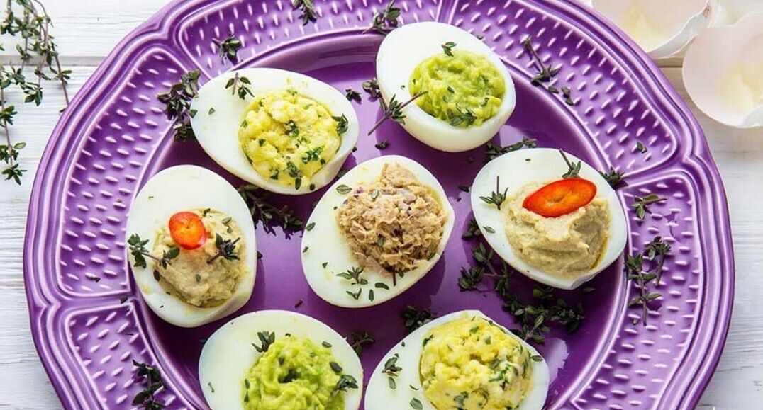 Stuffed eggs with mayonnaise