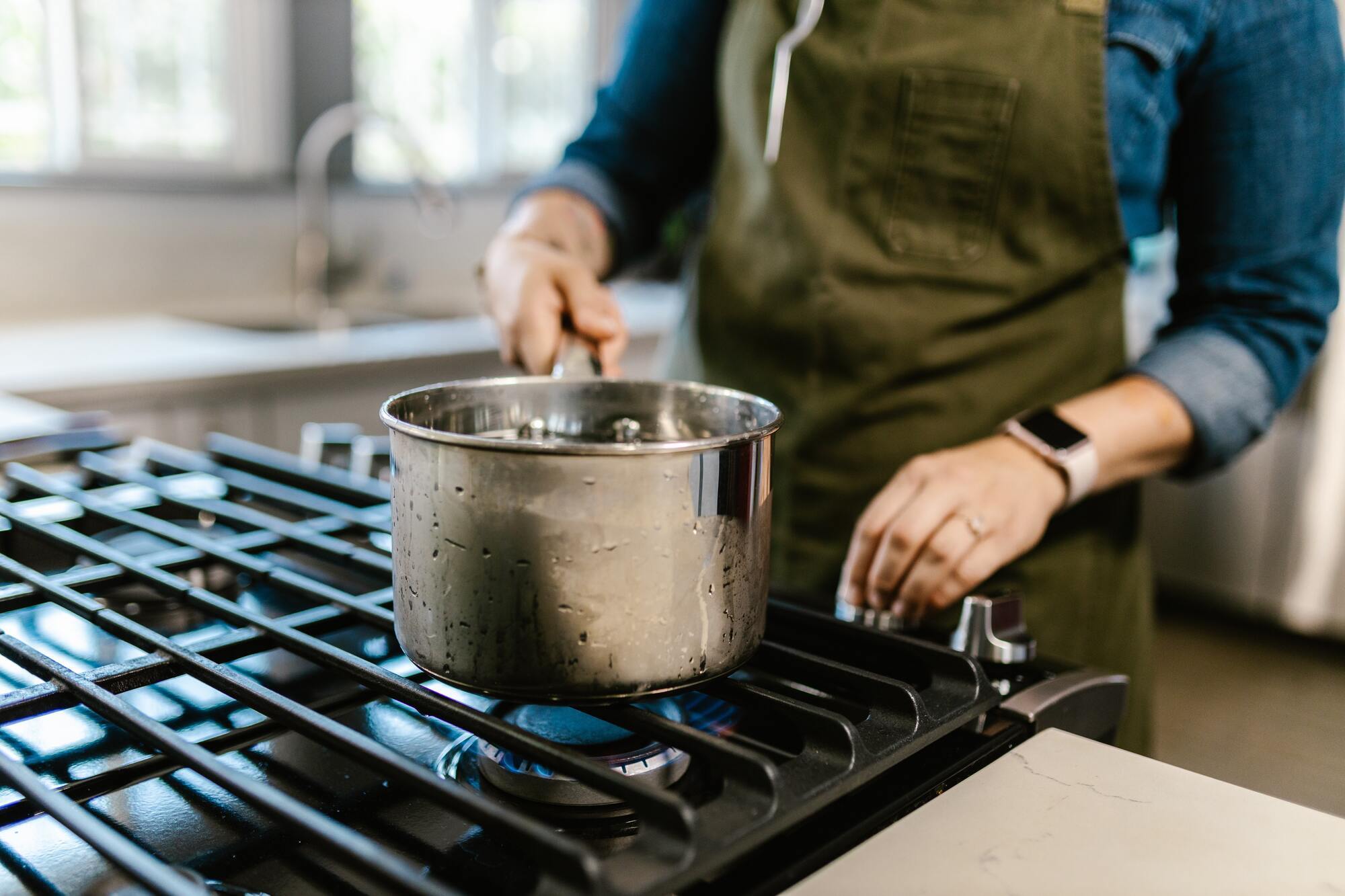 Enameled saucepan