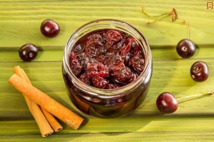 How to make cherry jam in a new way