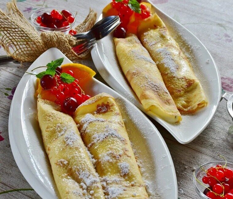 Pancakes with jelly filling