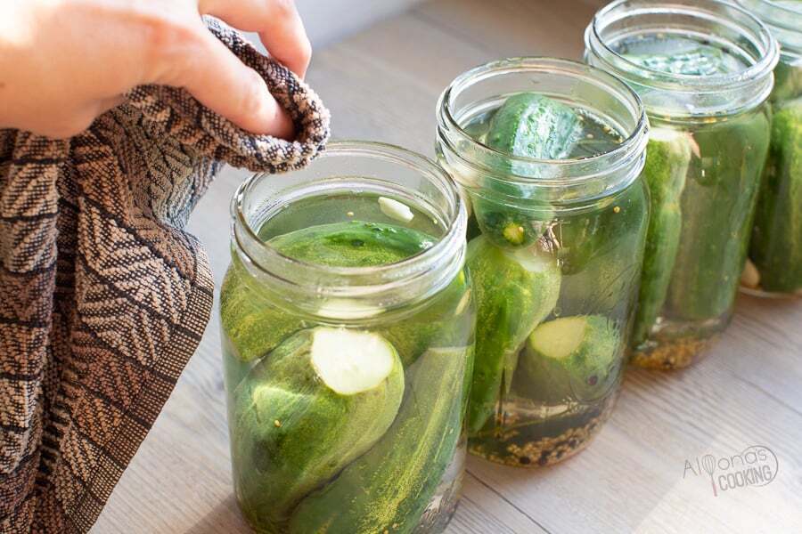 Which cucumbers are absolutely not suitable for canning: you will only spoil the product