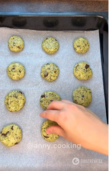 How to make mint cookies: an idea for a simple seasonal dessert