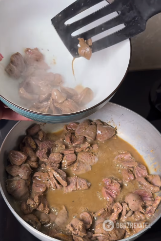 Chicken hearts with mushrooms: cooking a delicious budget dish