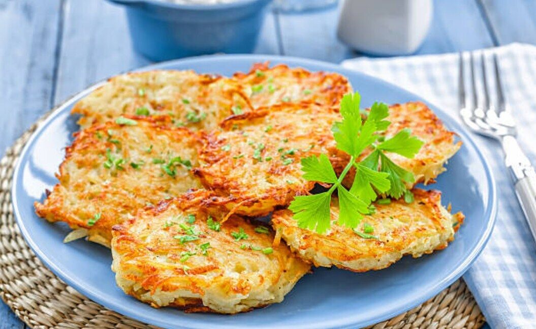 Pan-fried pancakes with zucchini