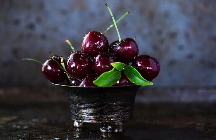 Preserving cherries