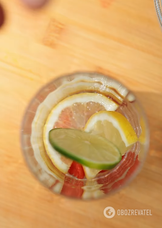 Strawberry lemonade: how to make a refreshing summer drink at home