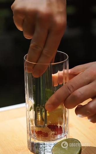 Strawberry lemonade: how to make a refreshing summer drink at home